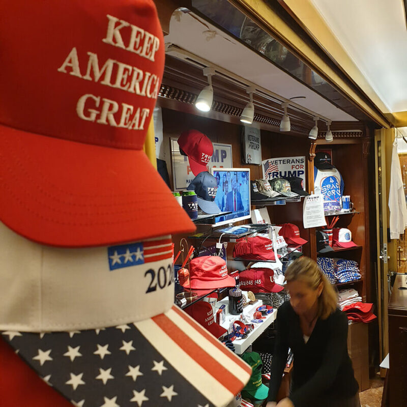 Pic of Donald Trump's store for the 2020 reelection campaign